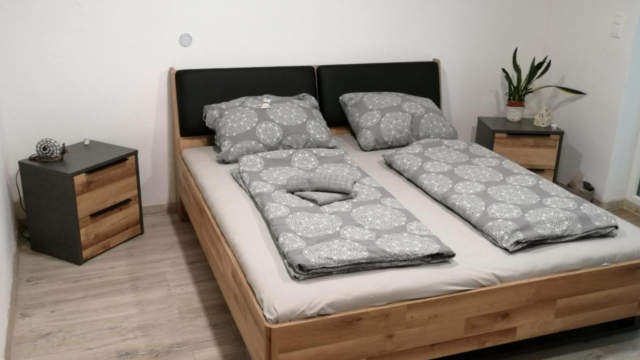 Ujkapu Sunshine Apartments Győr Eksteriør billede