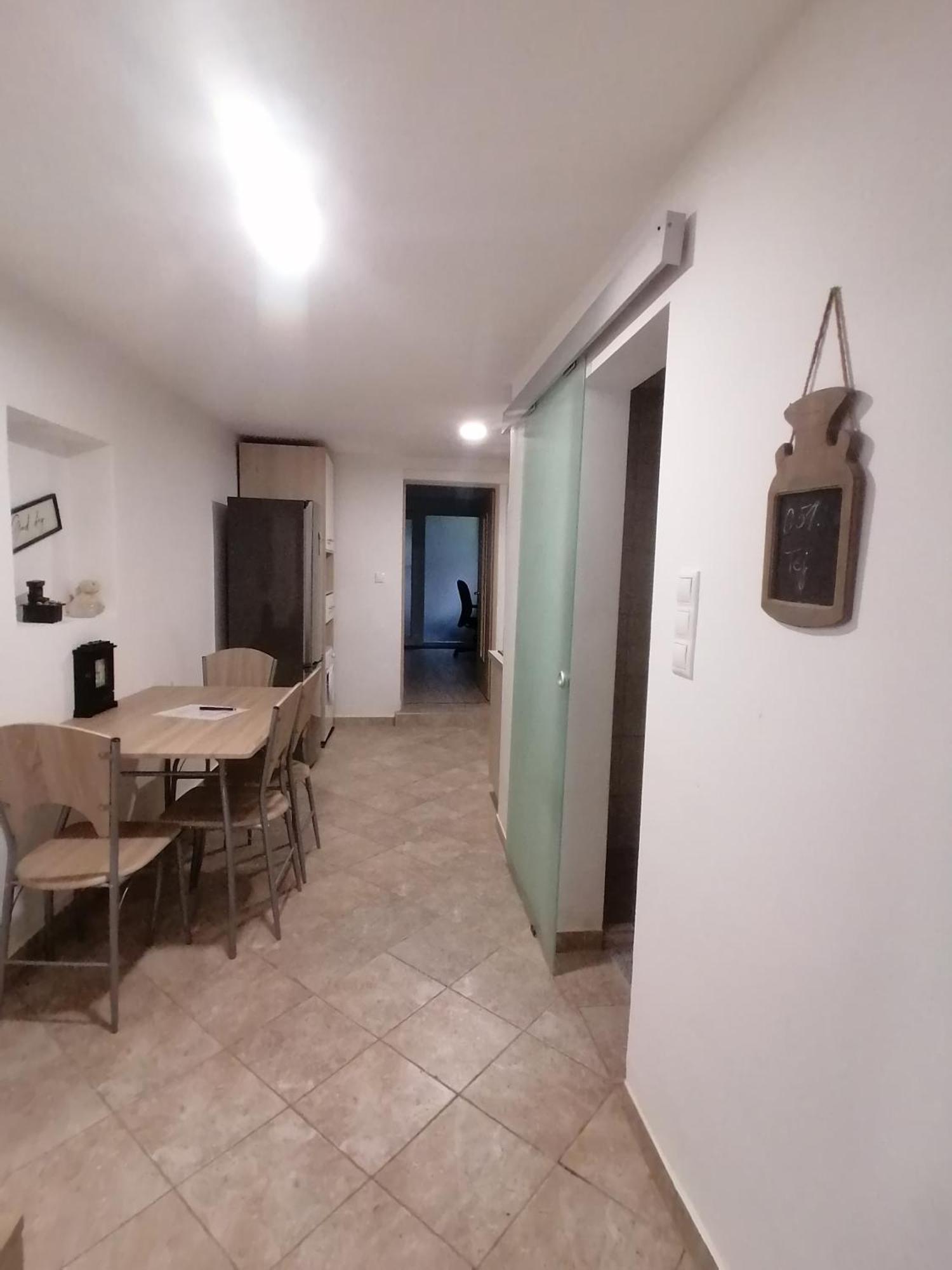 Ujkapu Sunshine Apartments Győr Værelse billede